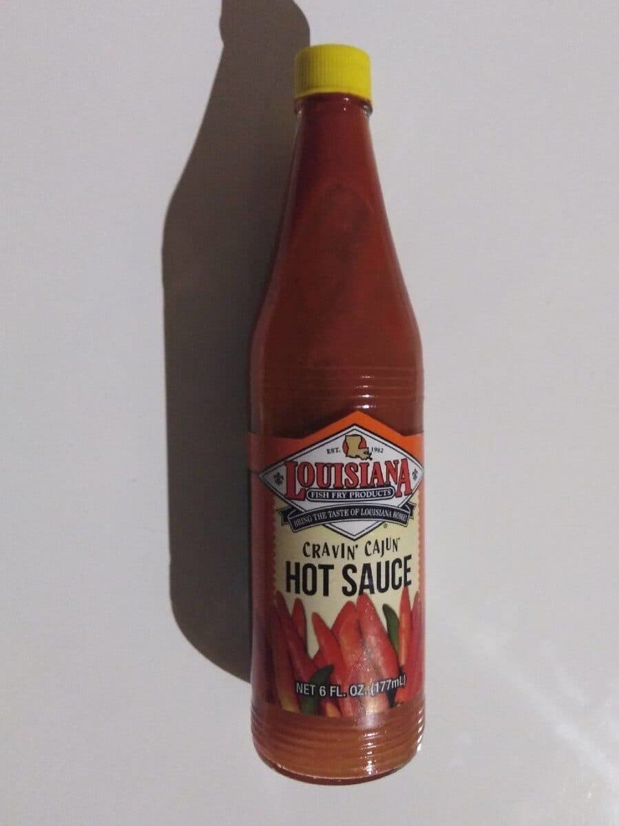 Louisiana Fish Fry Ltd. Cravin cajun hot sauce packshot