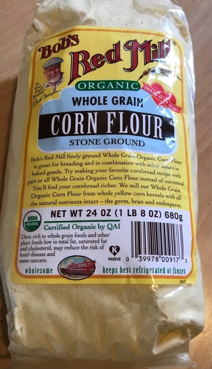 Bob's Red Mill Organic whole grain corn flour stone ground packshot