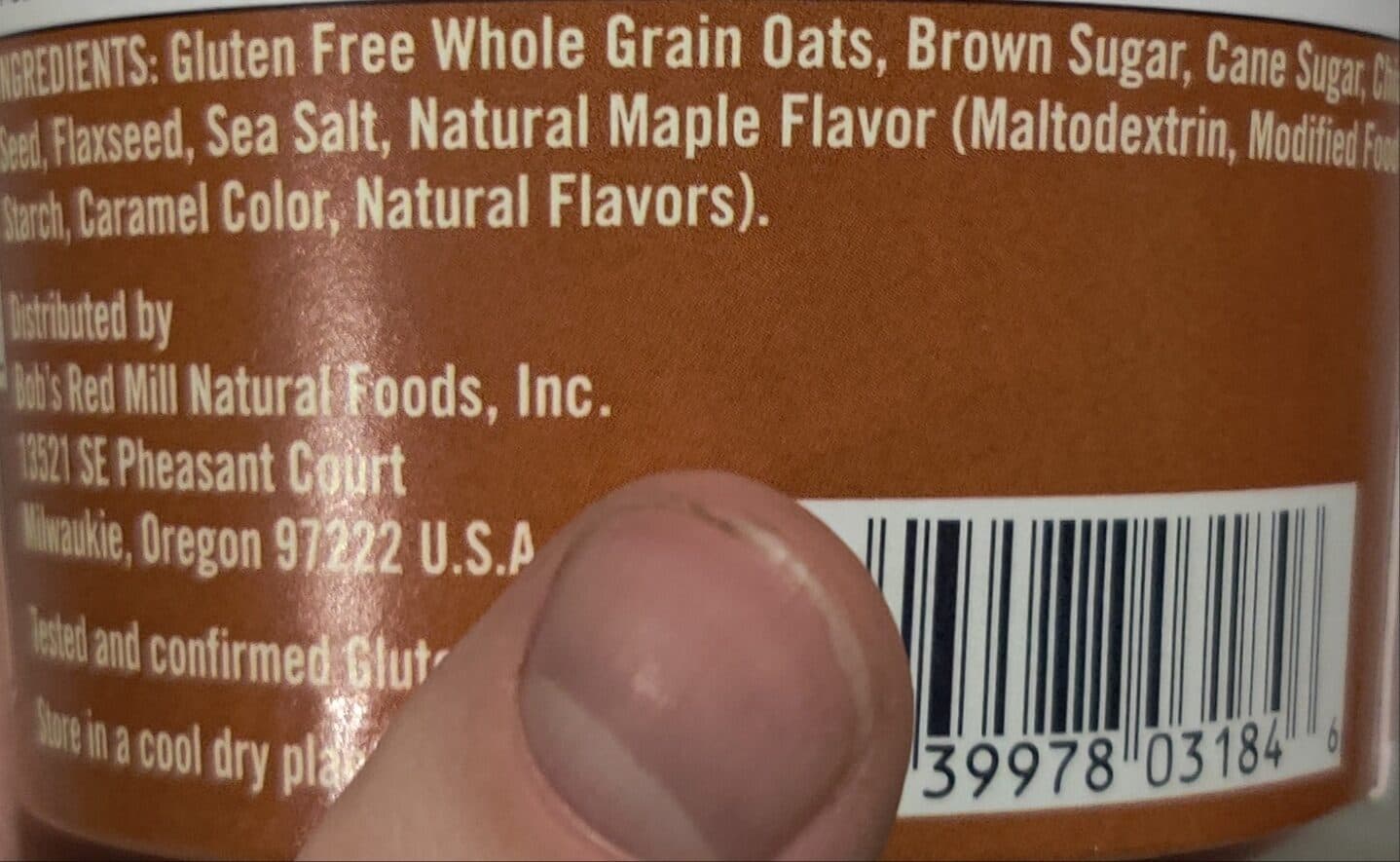 Bob's Red Mill Gluten Free Oatmeal naturally flavored brown sugar and maple with Flax & Chia packshot