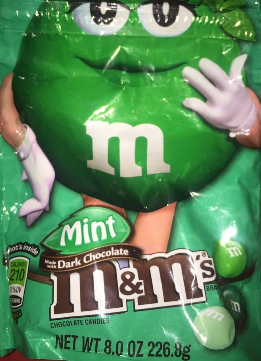 Open Food Facts Chocolate candies, made with dark chocolate, mint packshot
