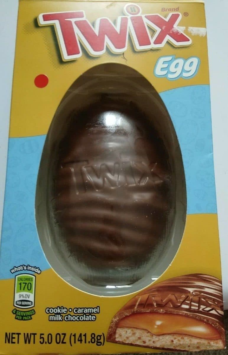 Twix Caramel, milk chocolate egg cookie, caramel, milk chocolate packshot