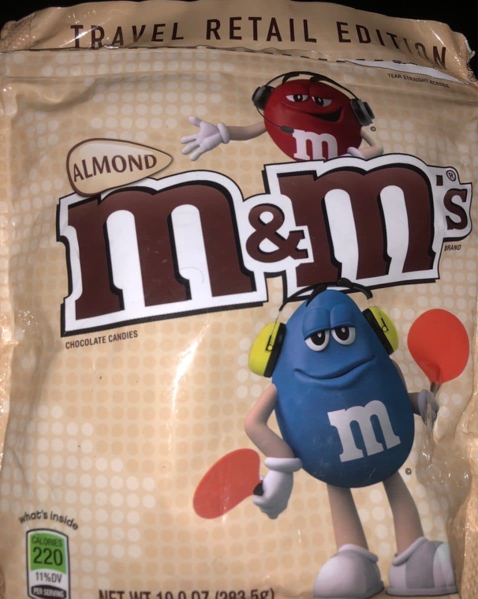 M&Ms M&m's almond packshot