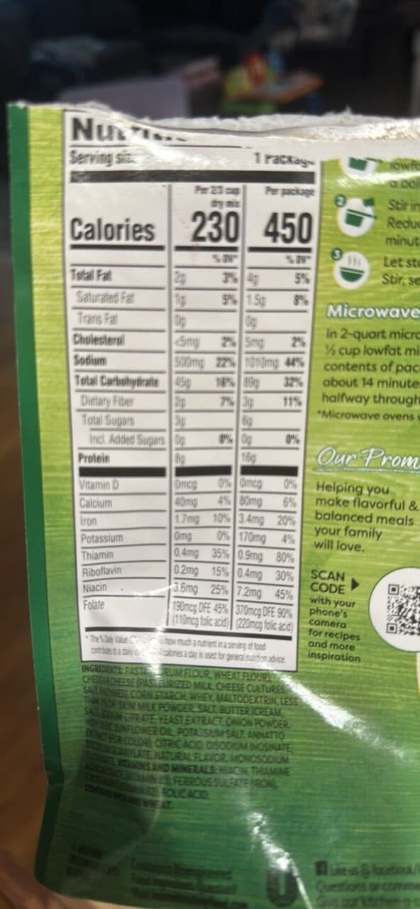 Knorr Cheesy Cheddar Spiral Pasta in Cheesy Cheddar Sauce packshot