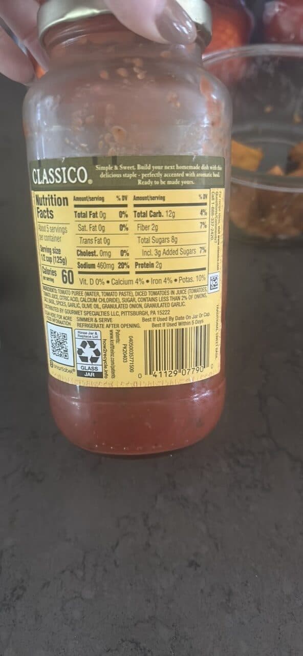 Classico Traditional Sweet Basil Pasta Sauce packshot