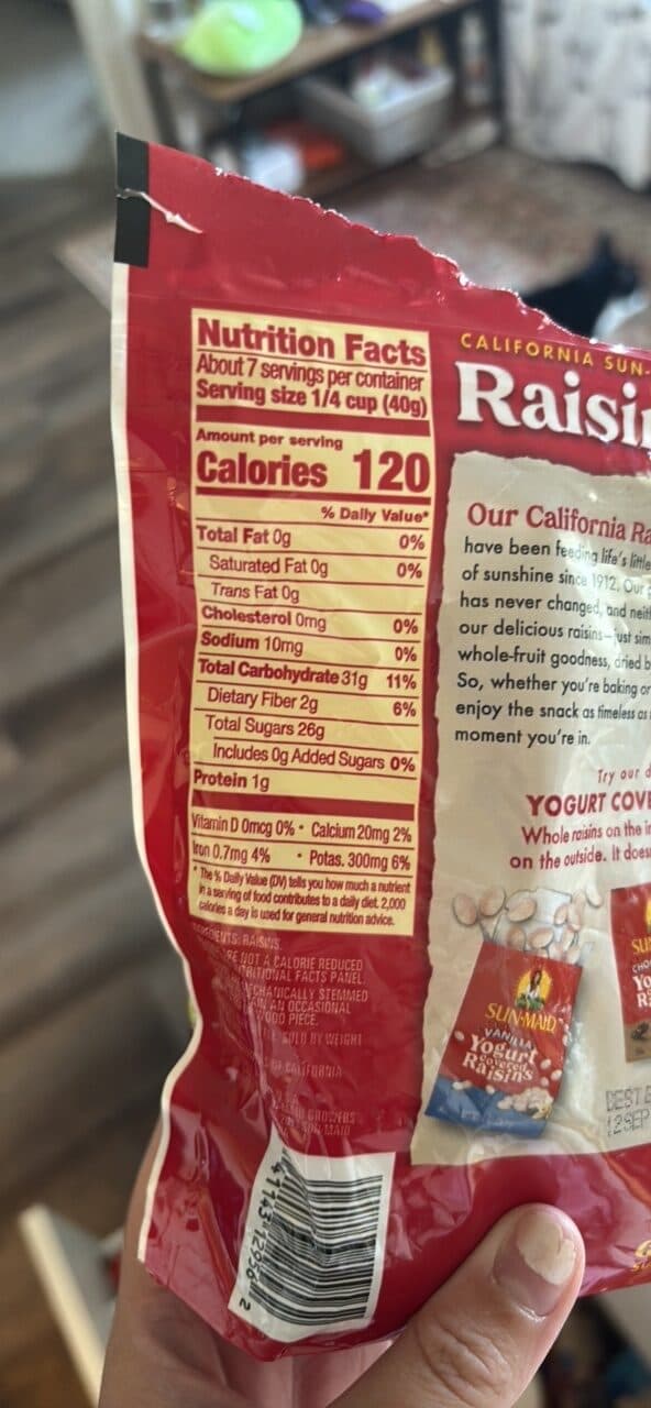 Sun-Maid Raisins packshot