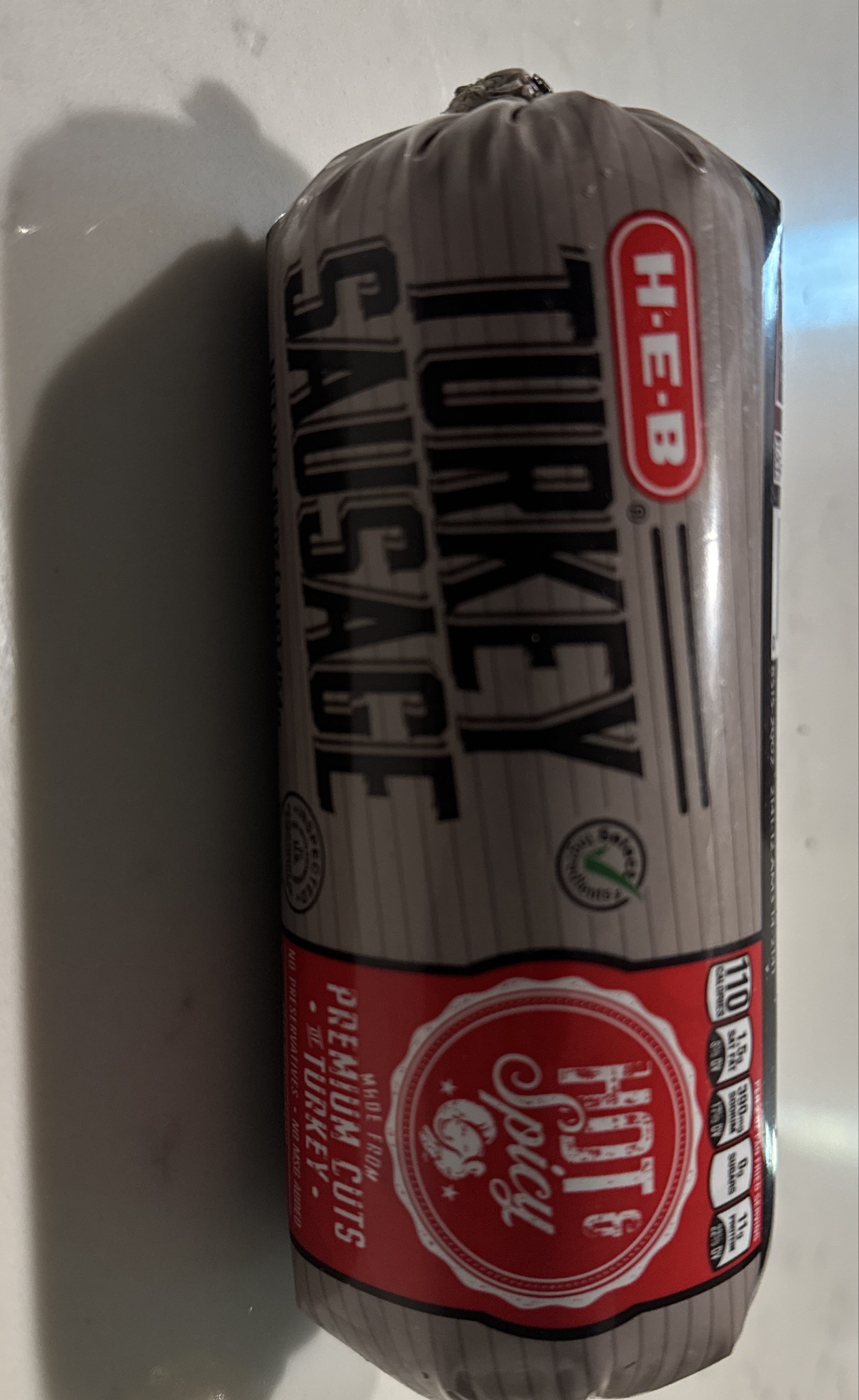HEB Turkey Sausage Hot and Spicy packshot