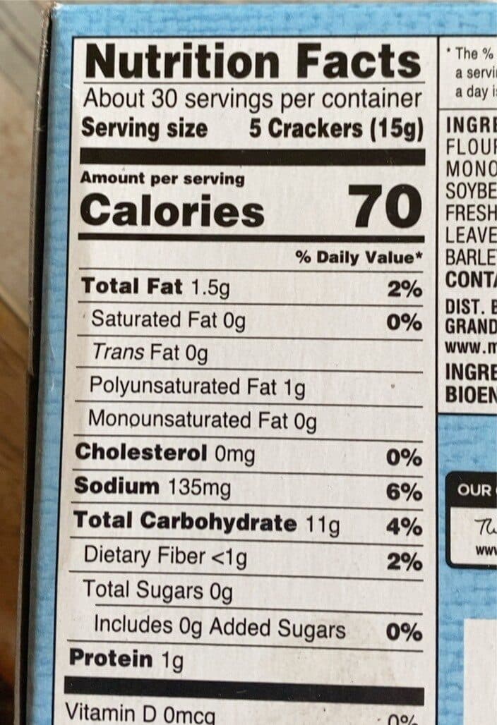 Meijer Select saltine crackers packshot