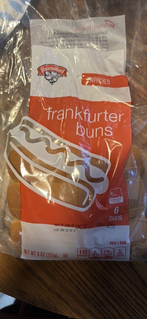 Hannaford frankfurter buns packshot