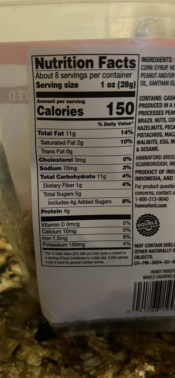 Hannaford Honey Roasted Whole Cashews packshot
