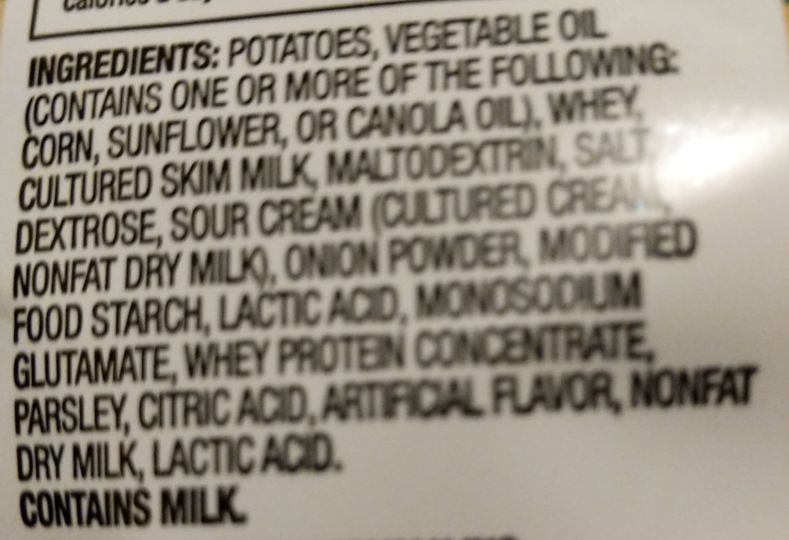 Essential Everyday Sour Cream & Onion Potato Chips packshot