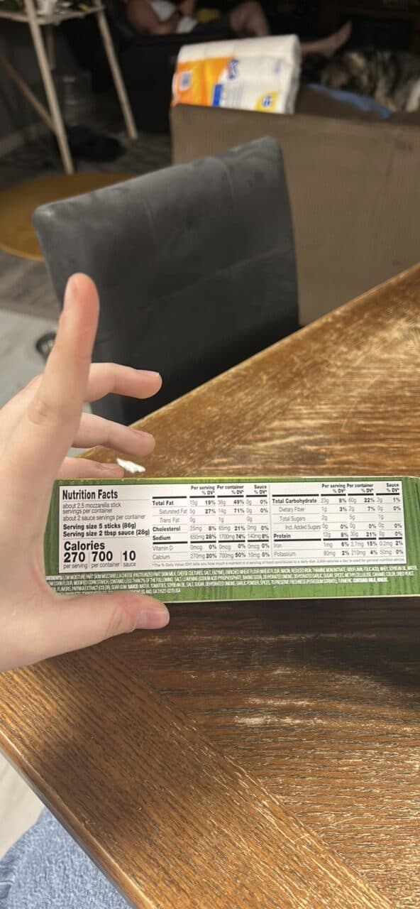 FarmRich Breaded Mozzarella Sticks packshot