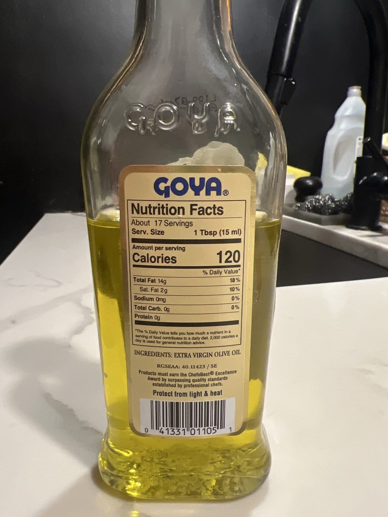 Goya Extra Virgin Olive Oil packshot
