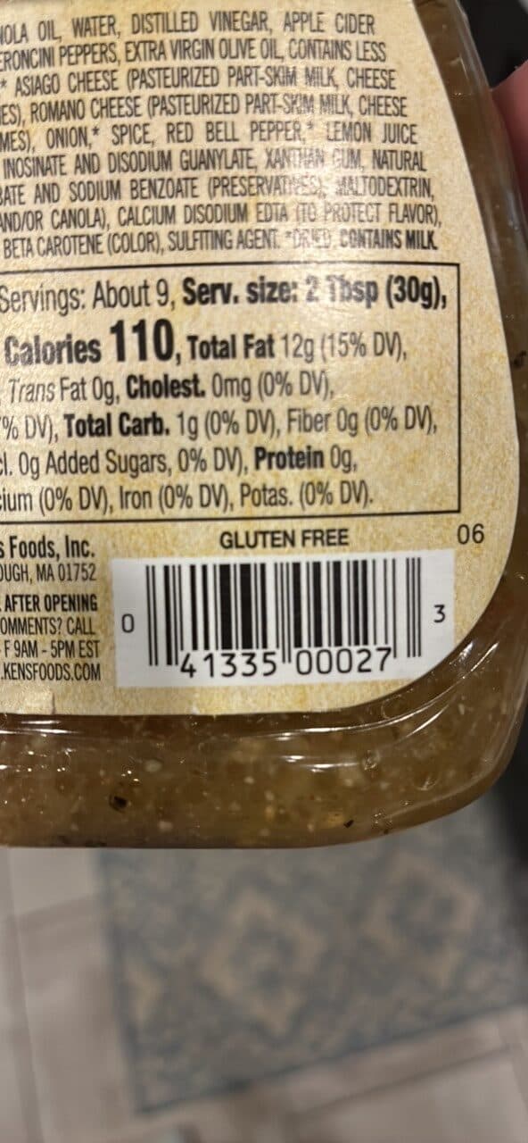 Ken's Steak House Italian Dressing with Garlic and Asiago Cheese packshot