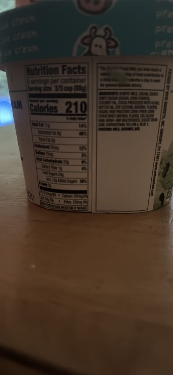 weis quality MINT CHOCO CHIP premium ice cream packshot