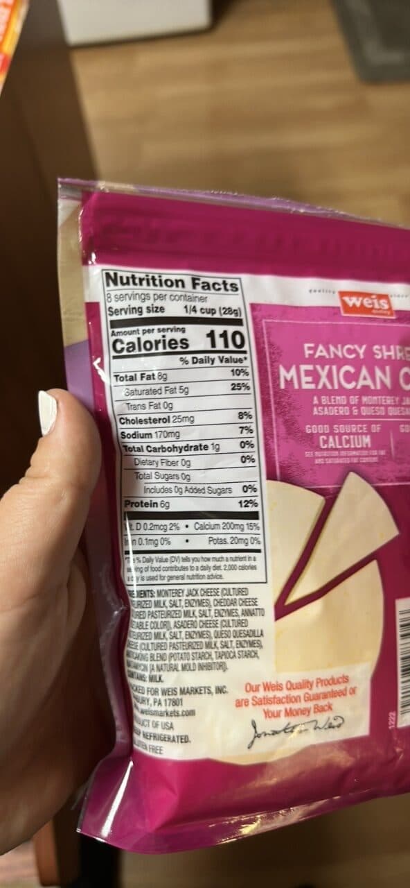 Weis Fancy Shredded Mexican Cheese packshot