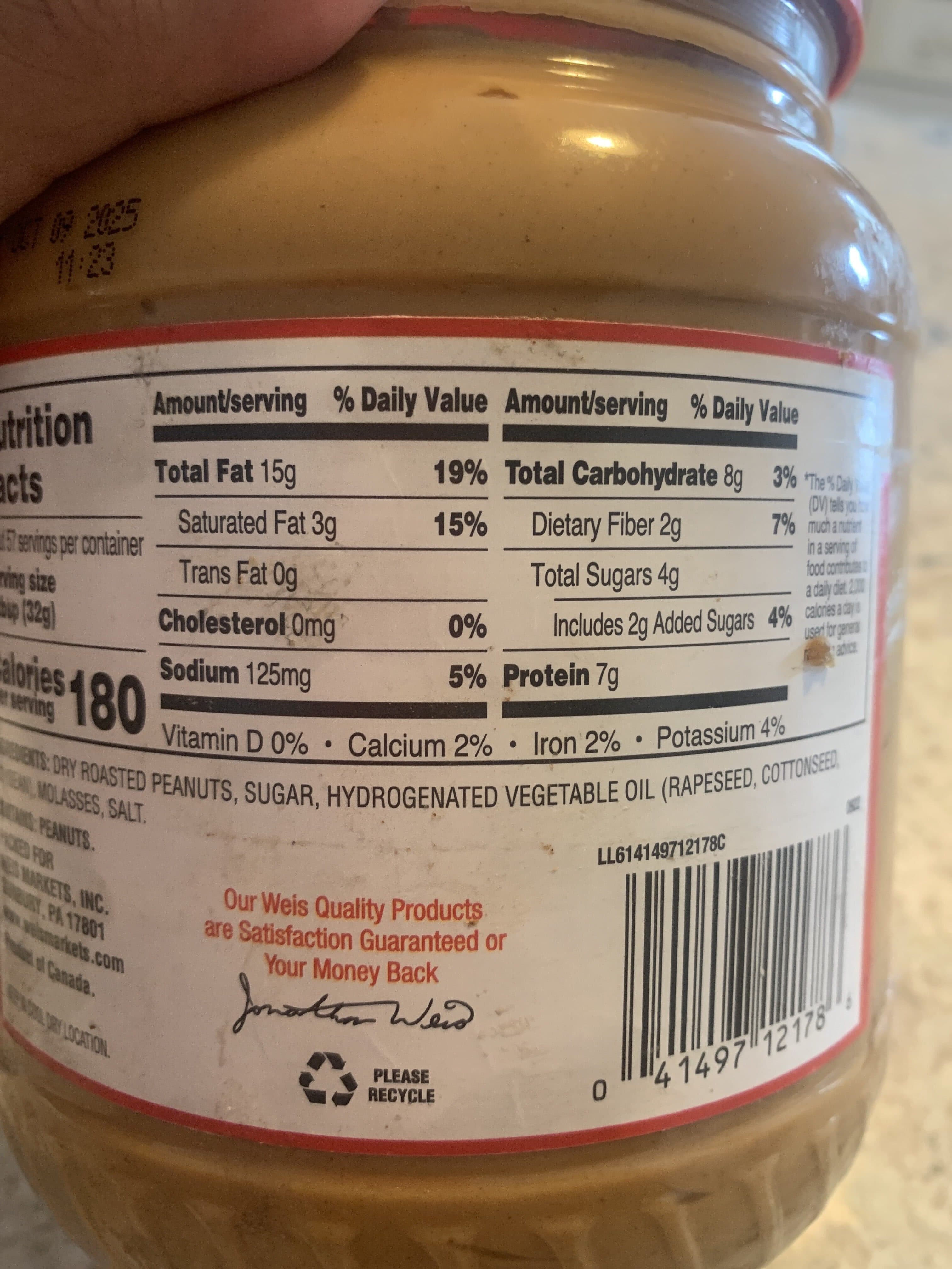 Weis Creamy Peanut Butter packshot