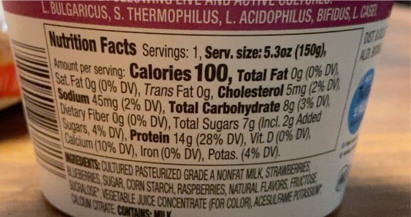 Friendly Farms Nonfat Greek Yogurt Mixed Berry packshot