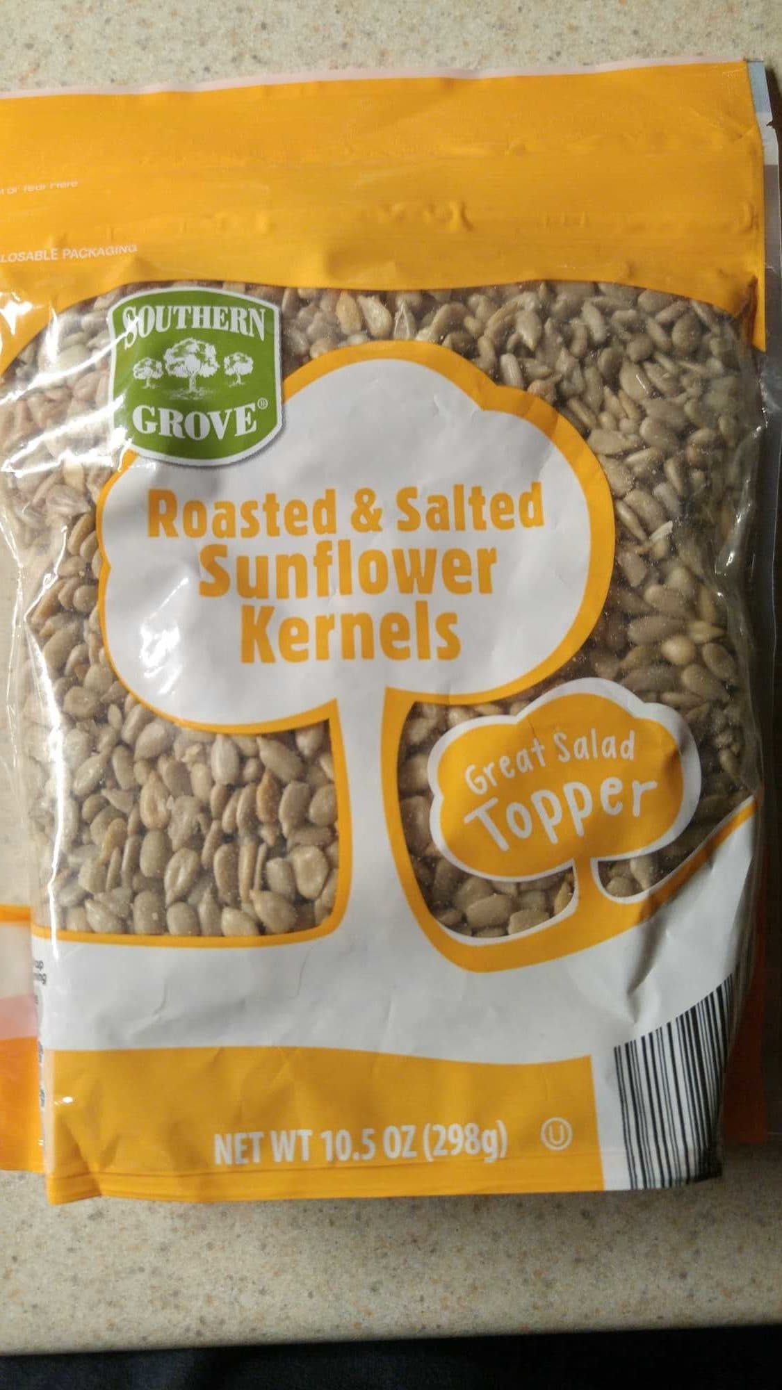 Southern Grove Southern grove, roasted & salted sunflower kernels packshot