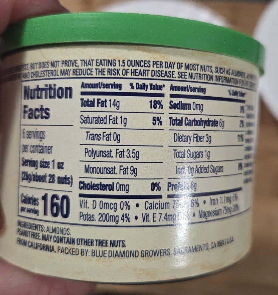 Blue Diamond Almonds packshot
