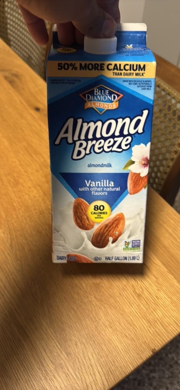 Blue Diamond Almonds almondmilk packshot