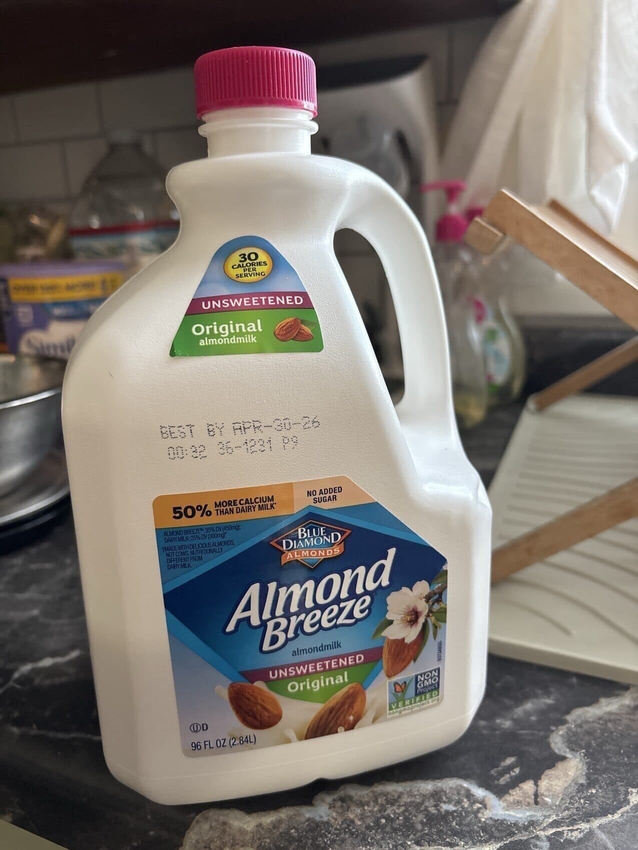 Blue Diamond Almonds almondmilk packshot