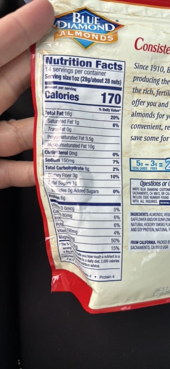 Blue Diamond Smokehouse Almonds packshot