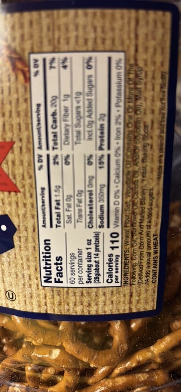 Utz Mini Twists Pretzels packshot