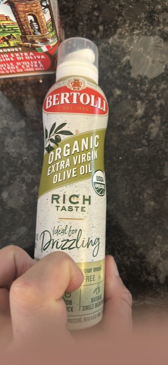 Bertolli Organic Extra Virgin Olive Oil packshot