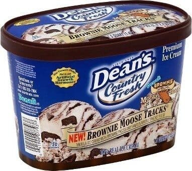Dean's Country Fresh brownie moose tracks ice cream packshot