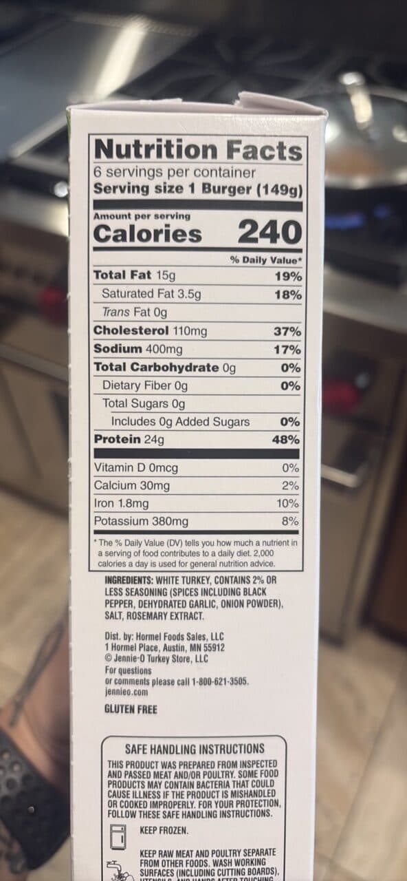 Jennie-O turkey burgers packshot