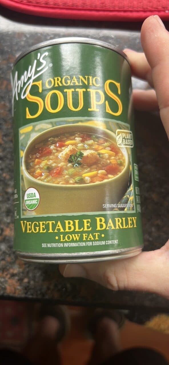 Amy's Vegetable Barley soup packshot