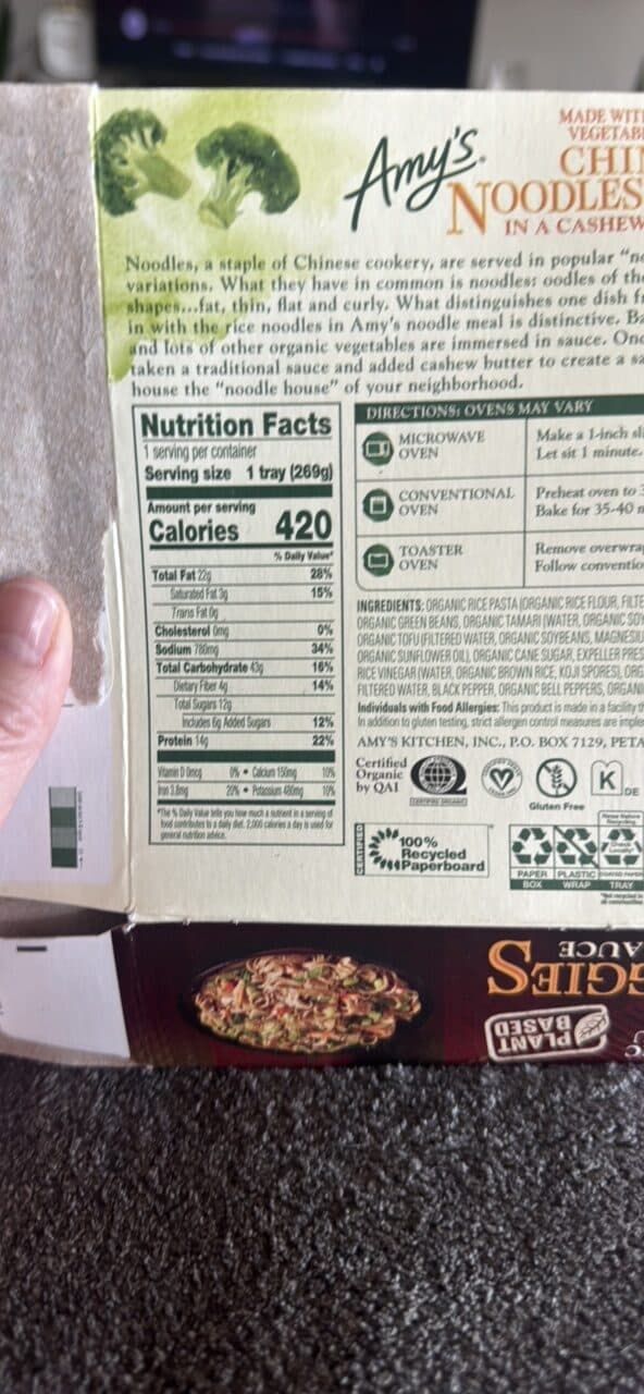 Amy's Chinese Grains Noodles & Veggies in a Cashew Cream Sauce packshot
