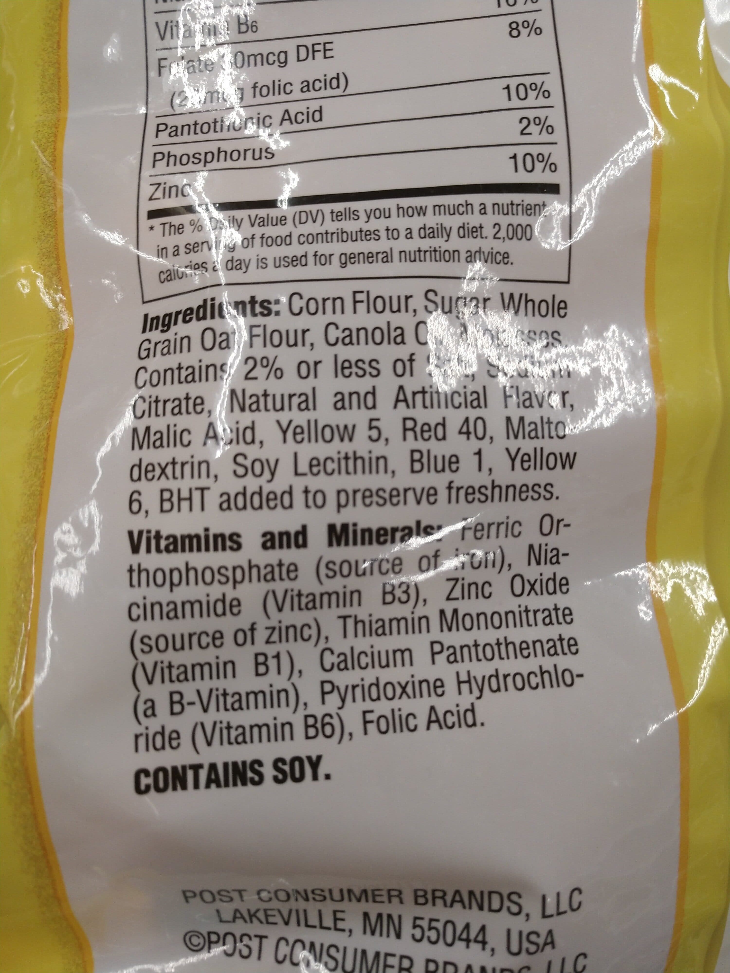 Berry Colossal Crunch Sweetened Corn & Oat Cereal packshot