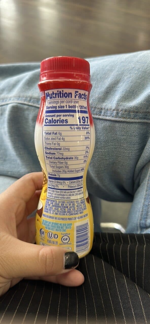 Saborico Yogurt Drink Piña Colada packshot