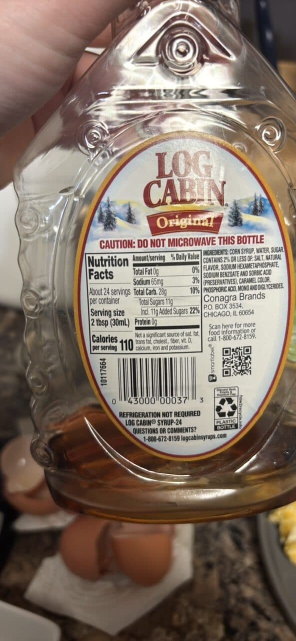 Log Cabin Original Syrup packshot