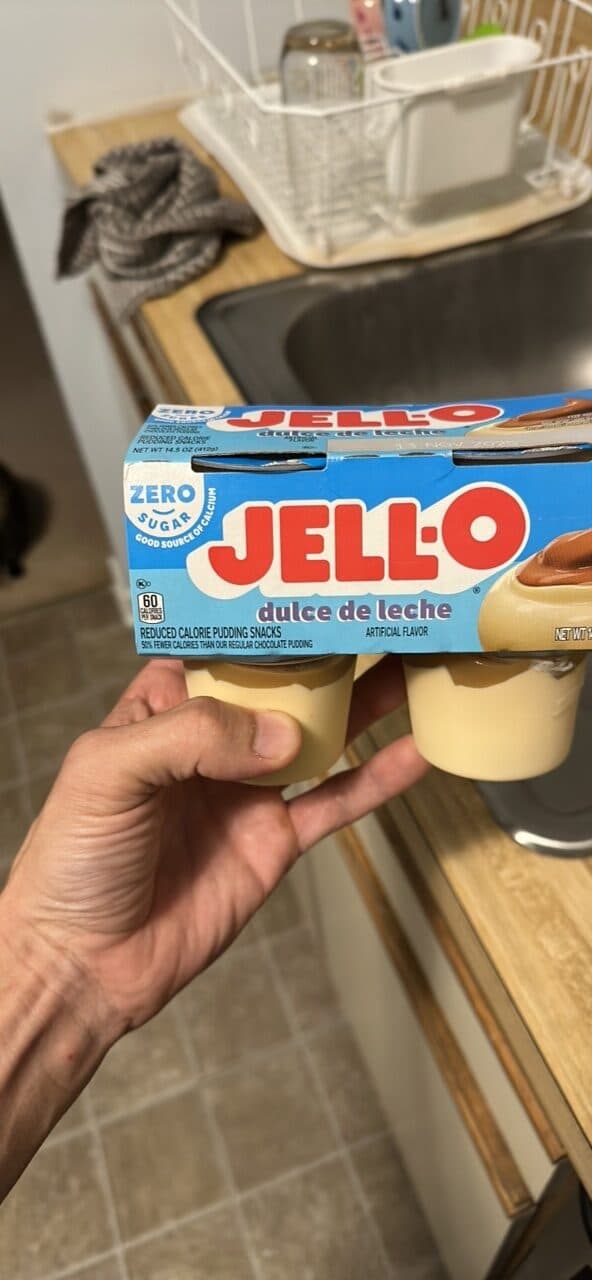 JELL-O dulce de leche pudding cup packshot