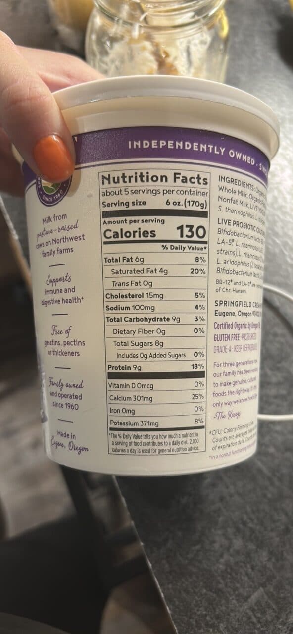 Nancy's Organic Nancy's Probiotic Whole Milk Yogurt Plain packshot