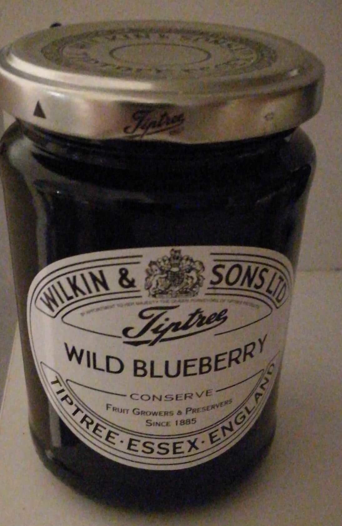 Tiptree Blueberry Conserve packshot