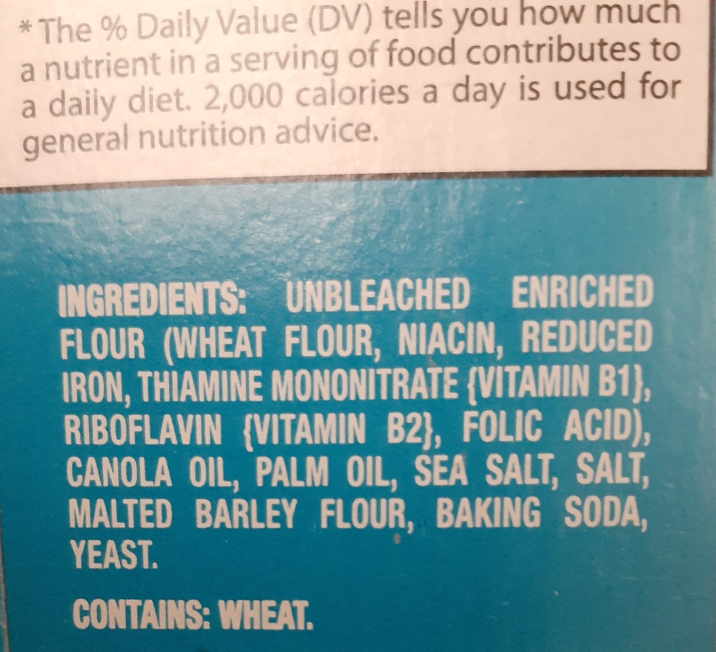 Premium Saltine Crackers packshot