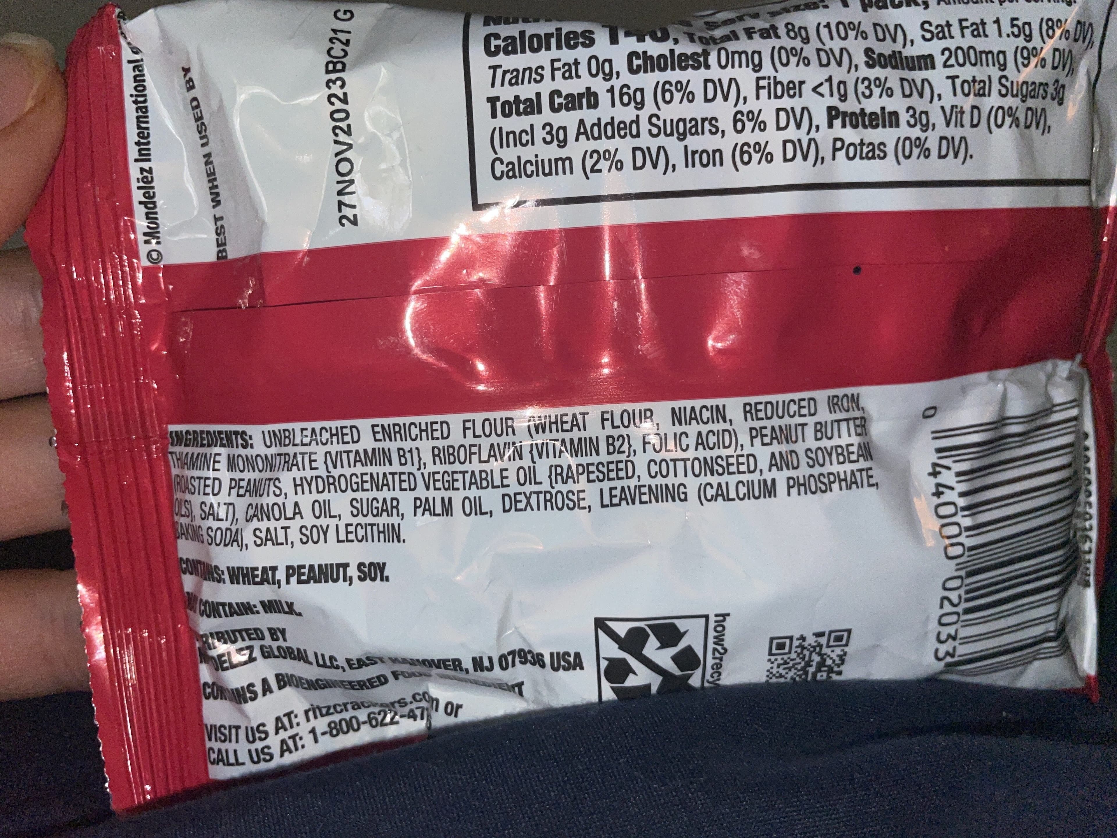 Ritz Ritz Bits peanut butter packshot