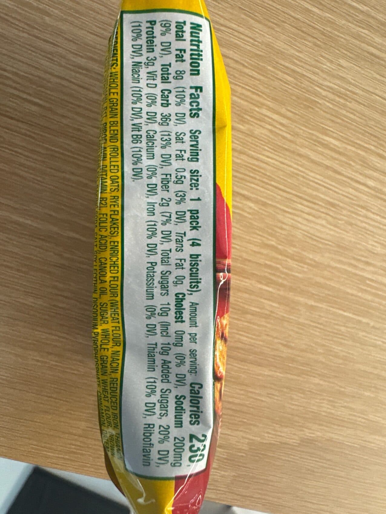 belVita CRUNCHY Cinnamon Brown Sugar packshot