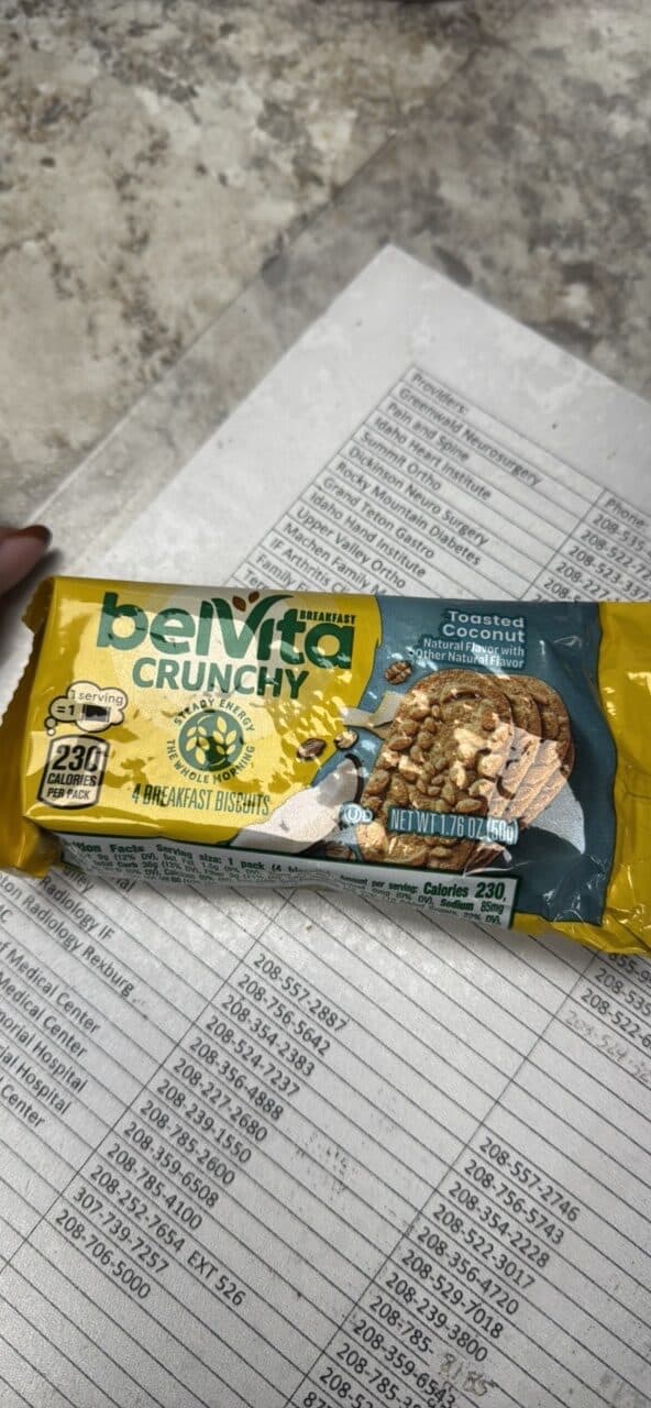 belVita belVita Crunchy Toasted Coconut packshot