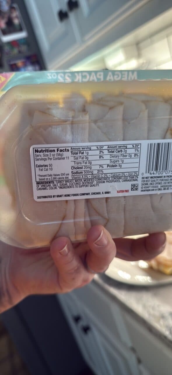Oscar Mayer Deli fresh oven roasted turkey breast packshot