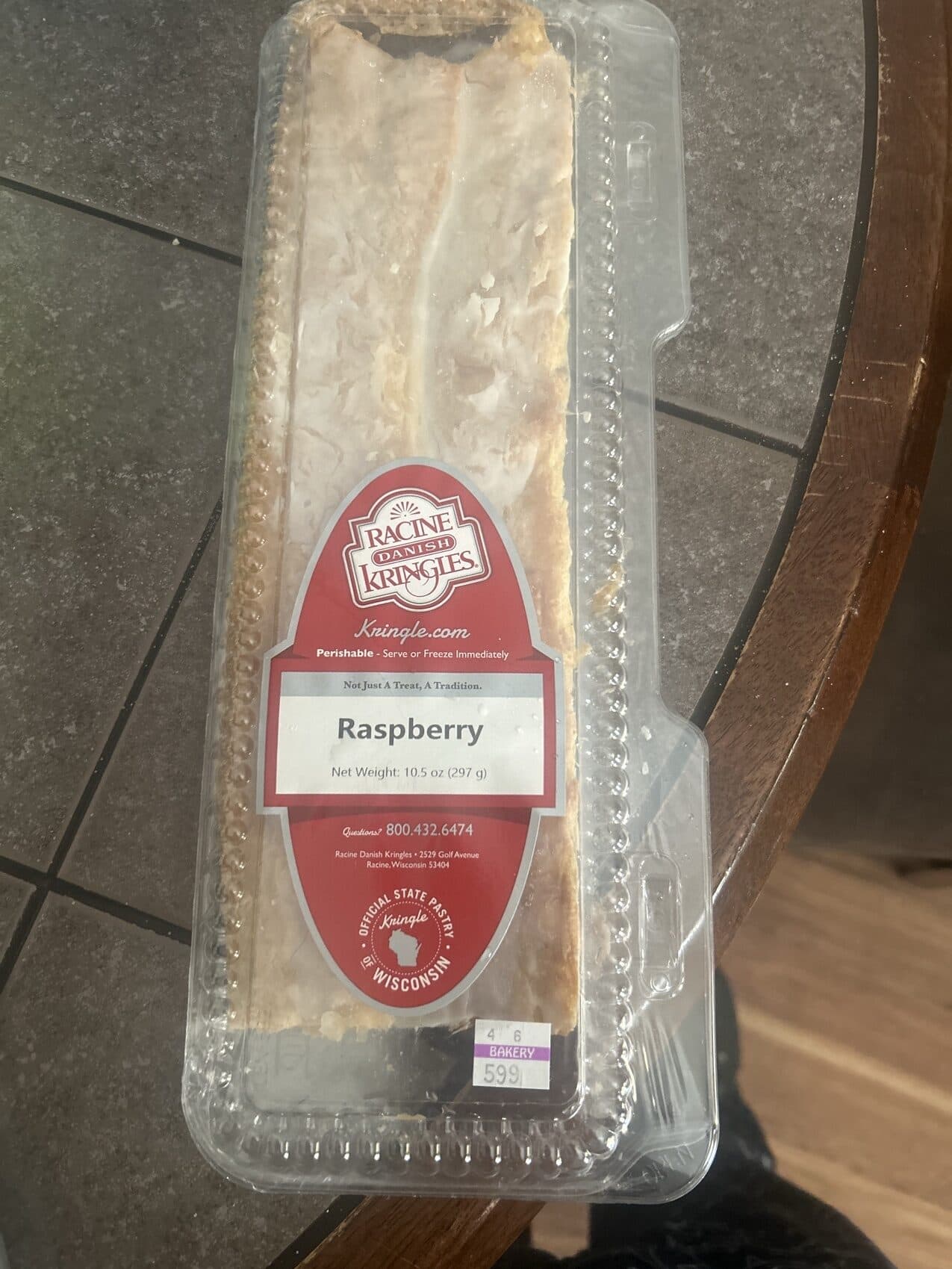 Racine Danish Kringles Racine danish kringles, kringle, raspberry packshot
