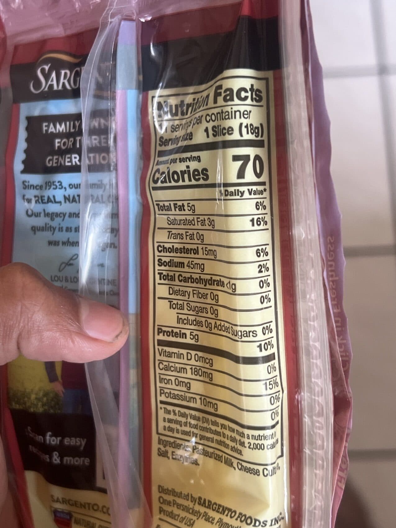 Sargento Deli Style Sliced Baby Swiss Cheese packshot