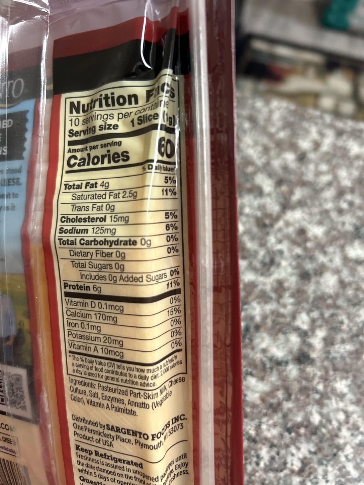 Sargento Reduced Fat Medium Cheddar Cheese packshot