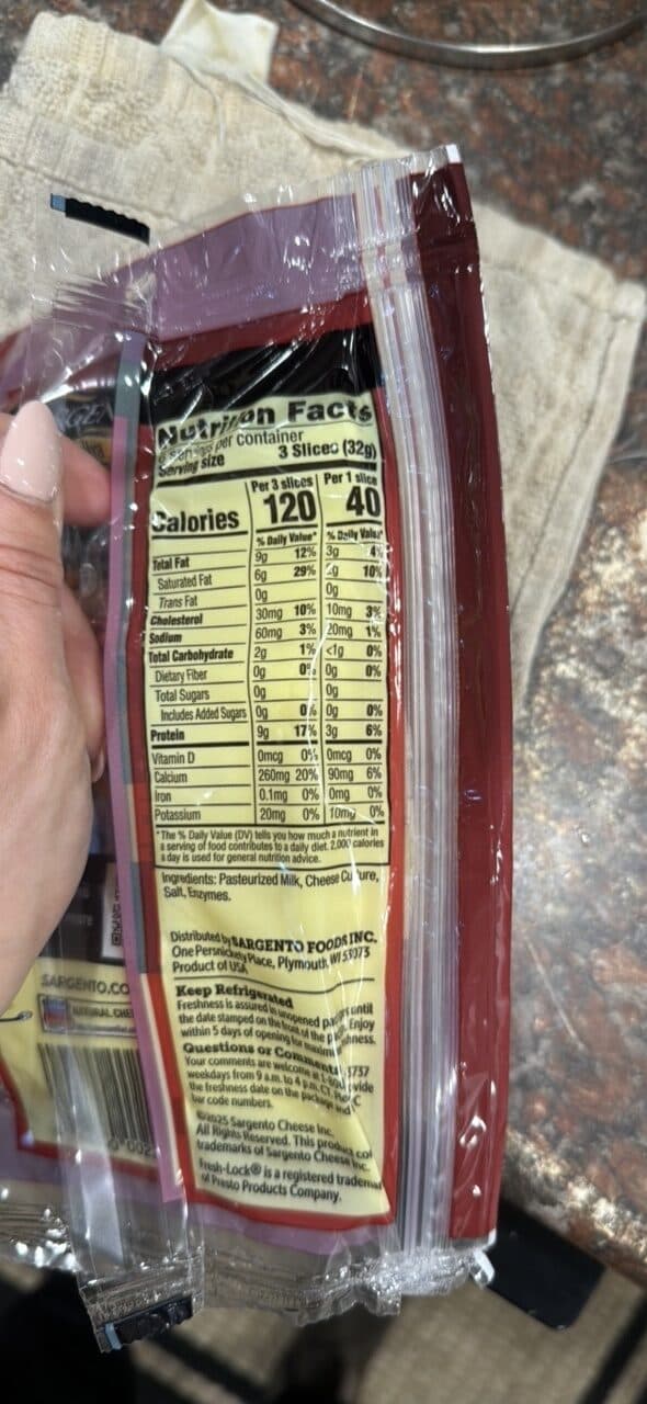 Sargento Ultra Thin Swiss Cheese packshot