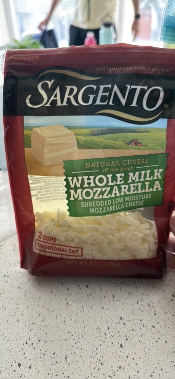 Sargento Whole Milk Mozzarella Shredded Low Moisture Mozzarella Cheese packshot
