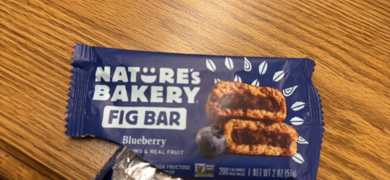 Nature's Bakery Fig Bar Blueberry packshot
