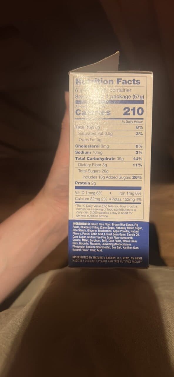 NATURE'S BAKERY FIG BAR Blueberry packshot